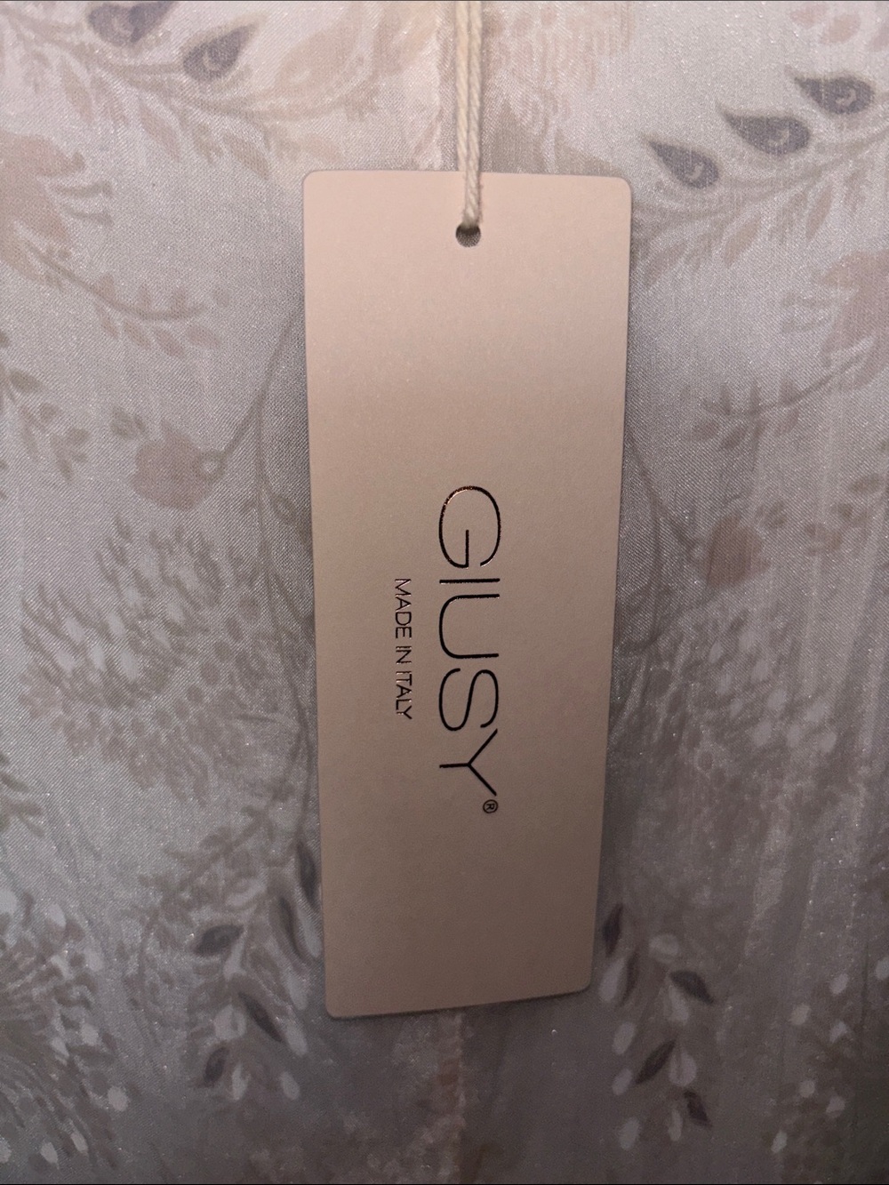 Cousy SzL Ivory Floral Patterned Pure Silk Sleeveless Lined Top - Picture 6 of 8